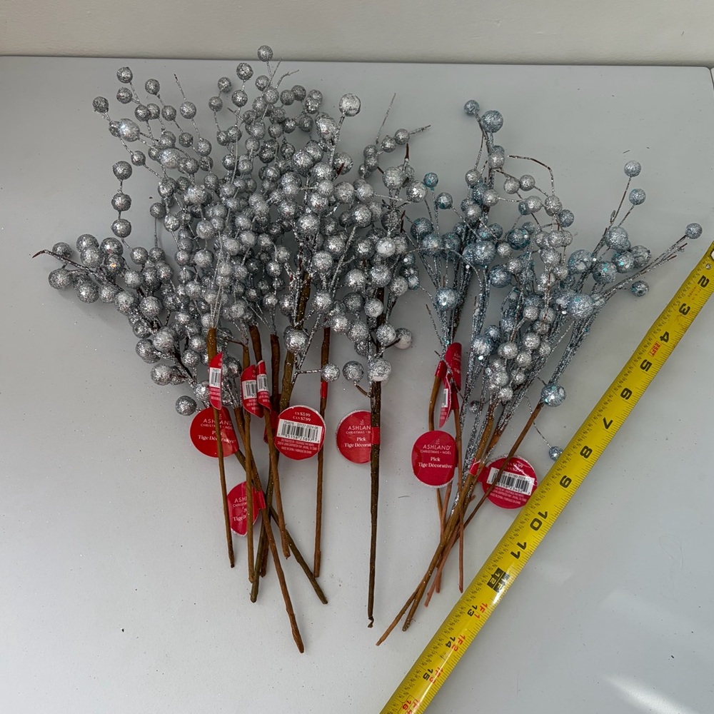 13 for $15 Ashland Festive Silver Glitter Berry Pick Tige NWT